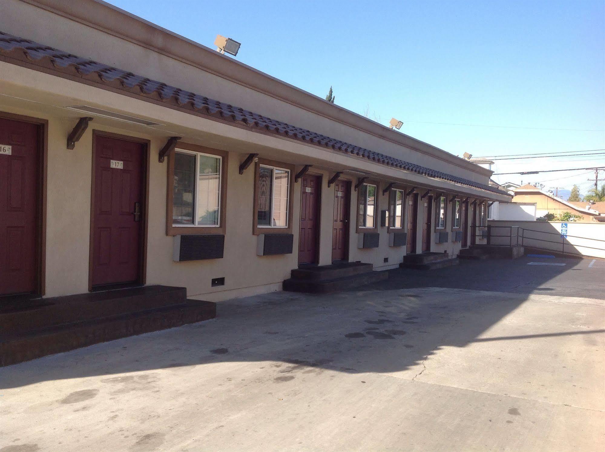 Palms Motel Pico Rivera Exterior photo