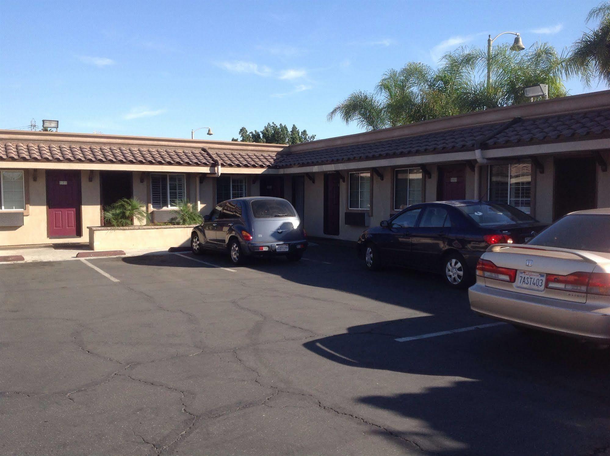 Palms Motel Pico Rivera Exterior photo